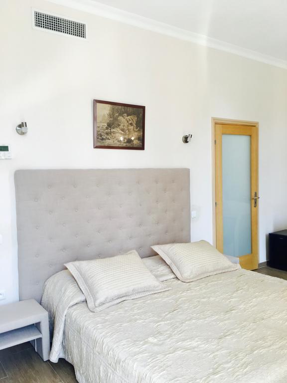 Armenonville Nice Room photo